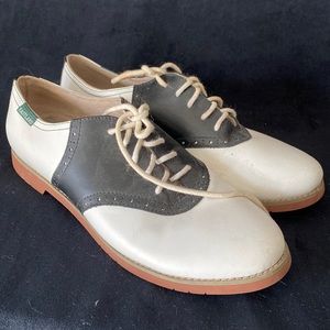 Eastland Saddle shoes